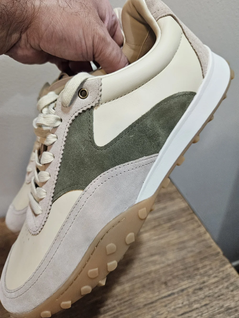 Vince Men's Low-Top Sneakers in Cream, Olive, and Tan